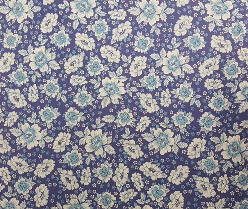 Carta Varese - Confezione da 5 fogli di carta Varese misura 100x70cm, peso carta: 100 g/mq. fantasia fiori blu e azzurri. - 310FIOBLUAZ